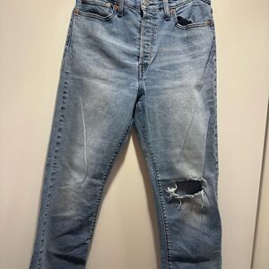 Levi's Women's Light Blue Straight Leg Jeans